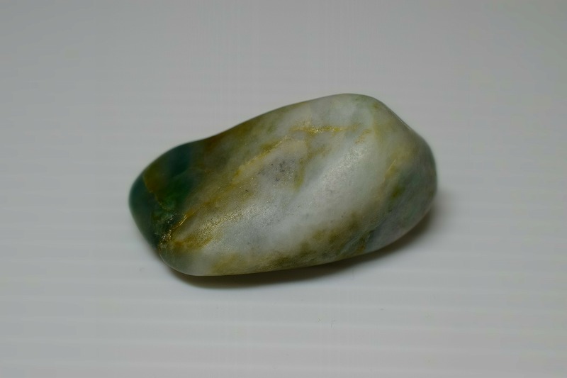糸魚川産　翡翠原石