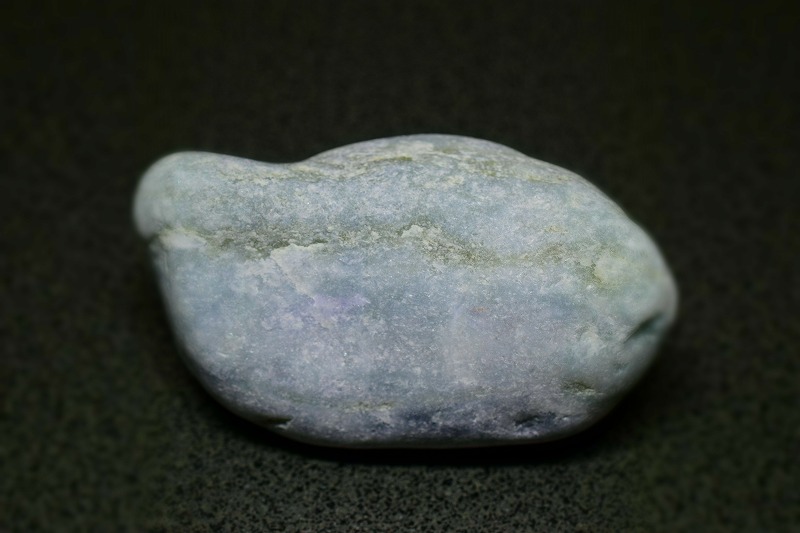 糸魚川産　翡翠原石