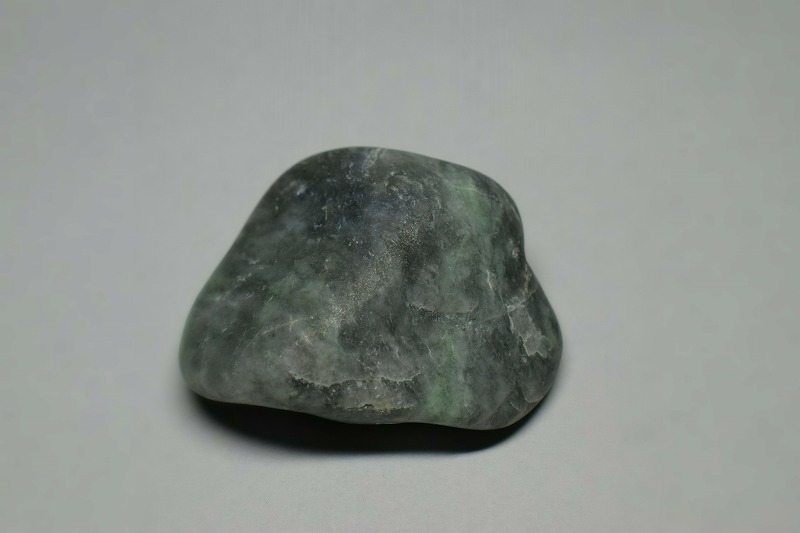 糸魚川産　翡翠原石