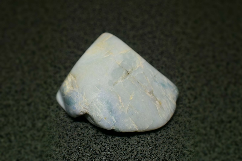 糸魚川産　翡翠原石