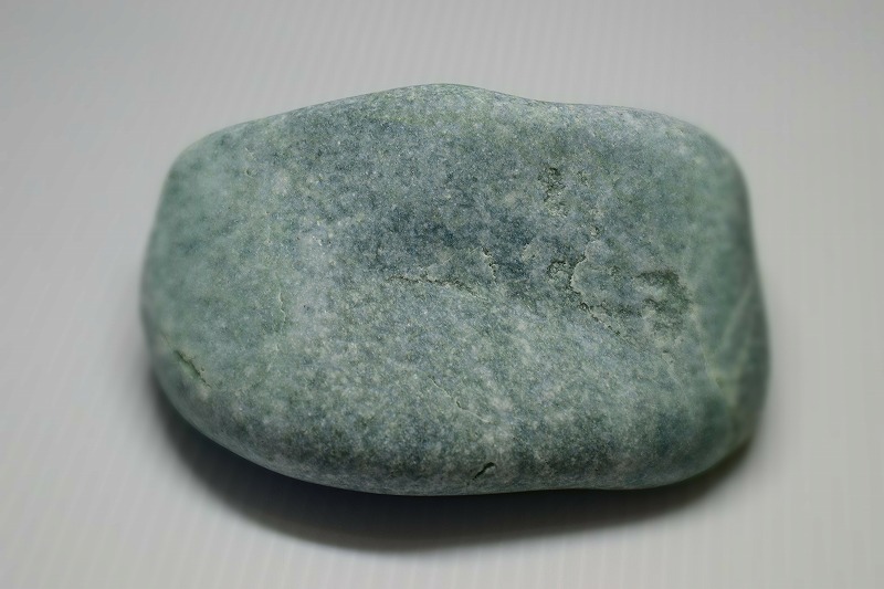 糸魚川産　翡翠原石