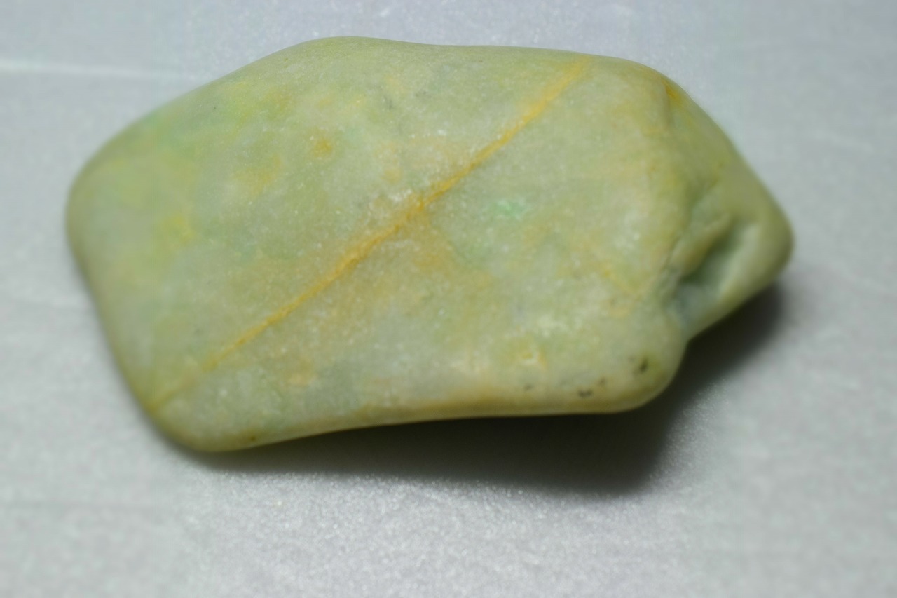 糸魚川産　海石