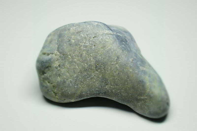糸魚川産　翡翠原石