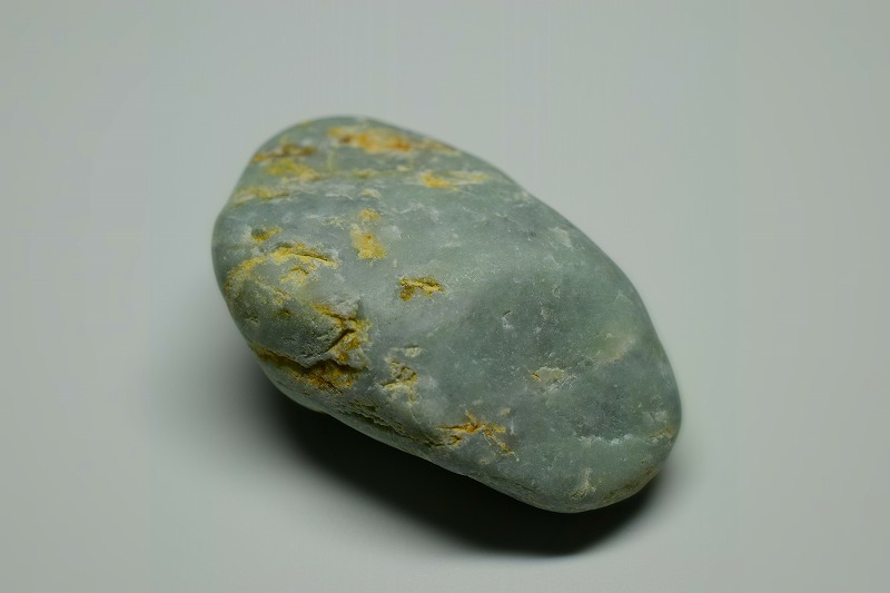 糸魚川産　翡翠原石