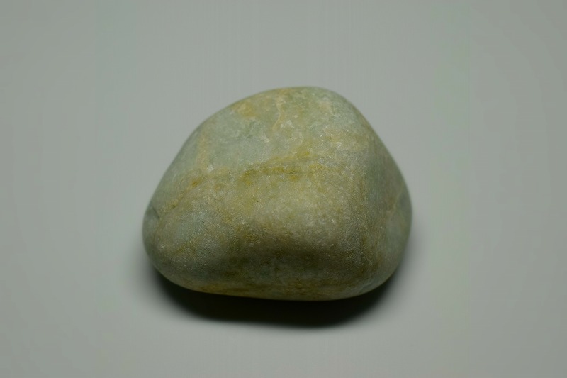 糸魚川産　翡翠原石