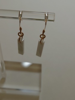 糸魚川産　ピアス