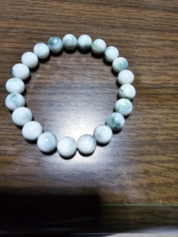 糸魚川産　高級ブレスレット 　10mm