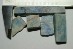 糸魚川産　翡翠原石