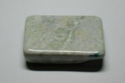 糸魚川産　翡翠原石