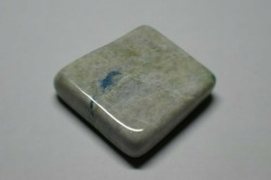 糸魚川産　翡翠原石