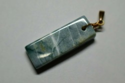 糸魚川産　ペンダントトップ