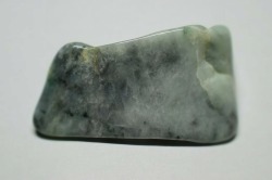 糸魚川産　翡翠原石