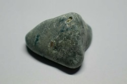 糸魚川産　翡翠原石