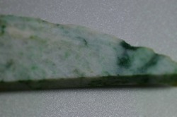 糸魚川産　翡翠原石　
