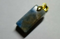 糸魚川産　ペンダントトップ