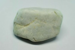 糸魚川産　翡翠原石