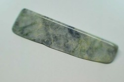 糸魚川産　翡翠原石