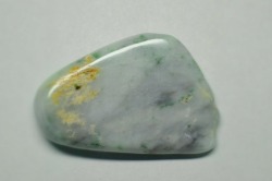 糸魚川産　翡翠原石