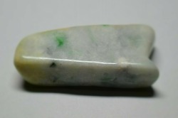 糸魚川産　翡翠原石
