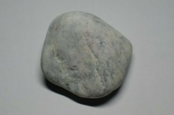 糸魚川産　翡翠原石