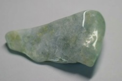糸魚川産　翡翠原石　