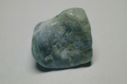 糸魚川産　翡翠原石