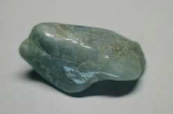 糸魚川産　翡翠原石