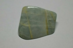 糸魚川産　翡翠原石