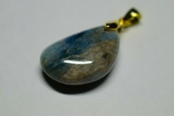 糸魚川産　ペンダントトップ