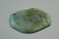 糸魚川産　翡翠原石