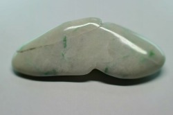 糸魚川産　翡翠原石