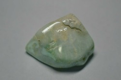 糸魚川産　翡翠原石