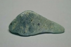 糸魚川産　翡翠原石