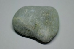 糸魚川産　翡翠原石
