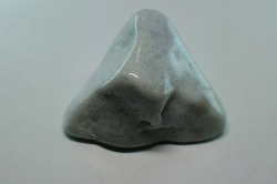 糸魚川産　翡翠原石