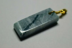 糸魚川産　ペンダントトップ
