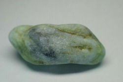 糸魚川産　翡翠原石