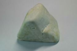 糸魚川産　翡翠原石　