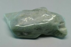 糸魚川産　翡翠原石　