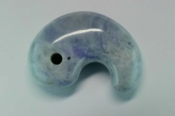 糸魚川産翡翠　勾玉　32mm