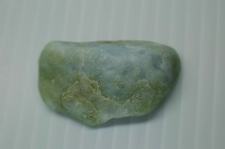 糸魚川産　翡翠原石