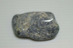 糸魚川産　翡翠原石