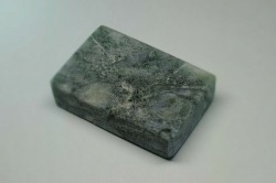 糸魚川産　翡翠原石　板