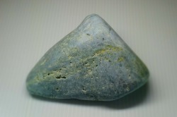糸魚川産　海石