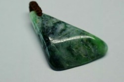 糸魚川産　ペンダントトップ