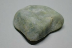 糸魚川産　翡翠原石