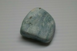 糸魚川産　翡翠原石