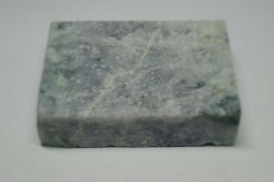 糸魚川産　翡翠原石　板