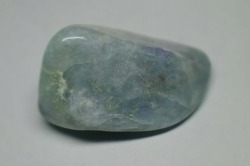 糸魚川産　翡翠原石