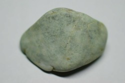 糸魚川産　翡翠原石
